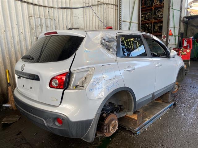 Nissan Lafesta - B30 2005-2010