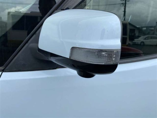 Nissan Serena - Other