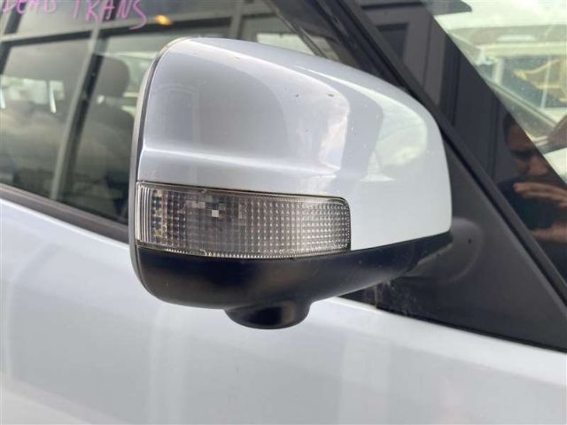 Nissan Serena - Other