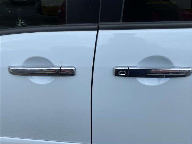 Nissan Serena - Other