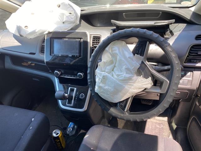 Nissan Serena - Other