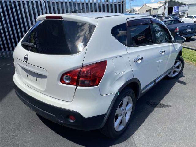 Nissan Lafesta - B30 2005-2010