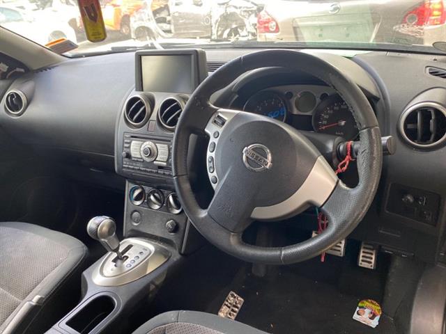 Nissan Lafesta - B30 2005-2010