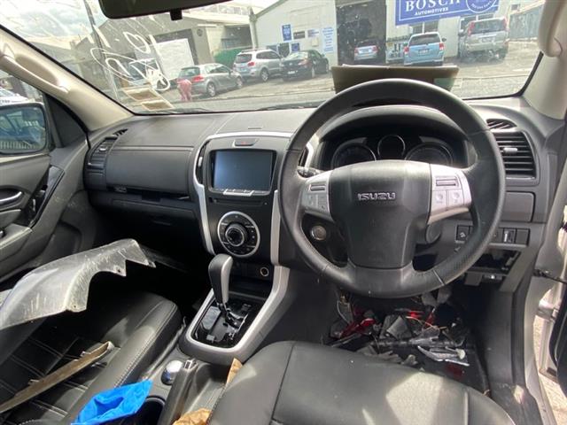 Isuzu MU - Other