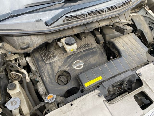 Nissan ElGrand - E51 2002-2009