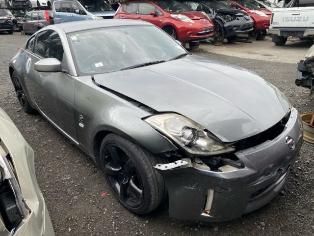 Nissan 350Z. - Z33 2003-2006