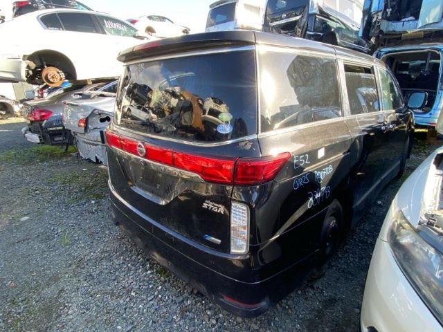 Nissan ElGrand - E51 2002-2009