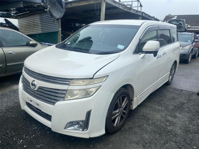 Nissan ElGrand - E51 2002-2009