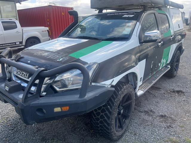 Isuzu-Comm D-Max - RF20 2017