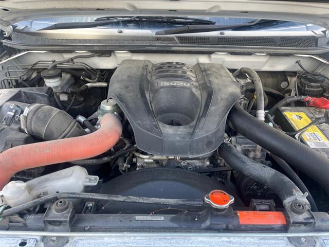 Isuzu-Comm D-Max - RF20 2017