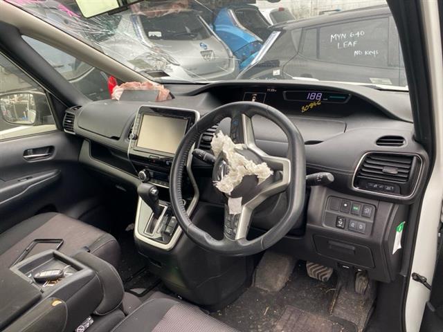 Nissan Serena - Other