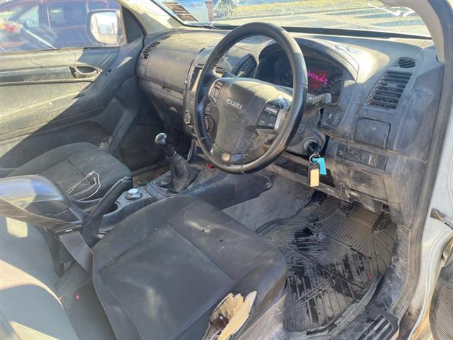 Isuzu-Comm D-Max - RF20 2017