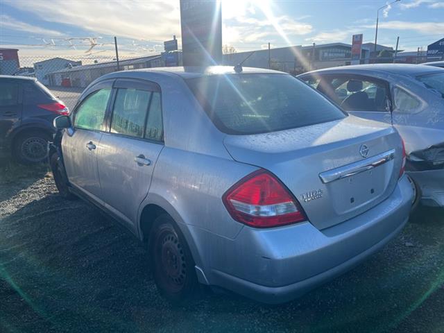 Nissan Tiida - C11 2004-2012