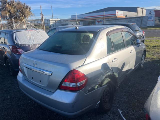 Nissan Tiida - C11 2004-2012