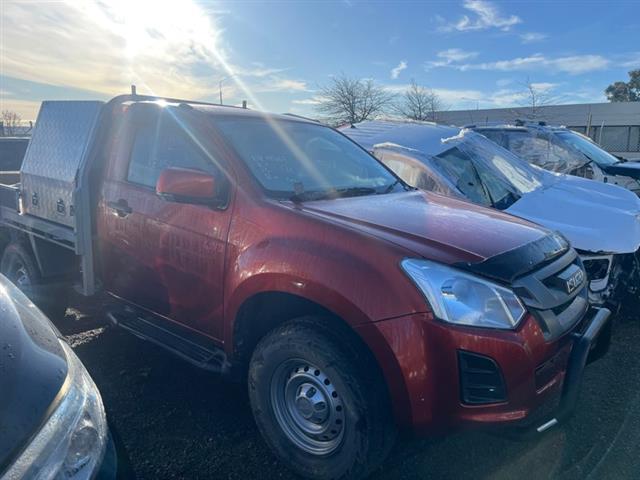 Isuzu-Comm D-Max - RF20 2017