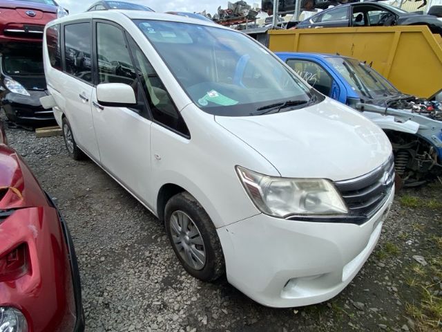 Nissan Serena - Other