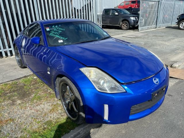 Nissan 350Z. - Z33 2003-2006
