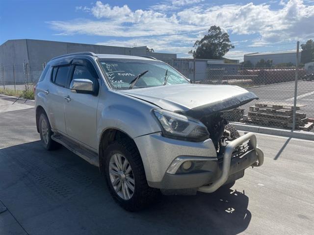 Isuzu MU - Other