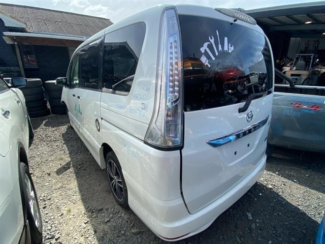 Nissan Serena - Other