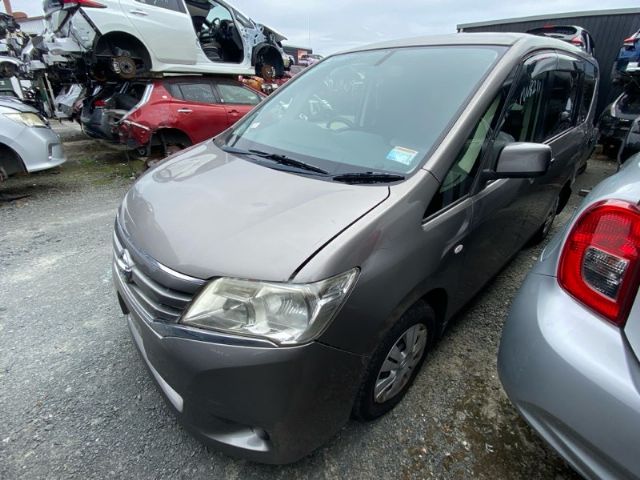 Nissan Serena - Other