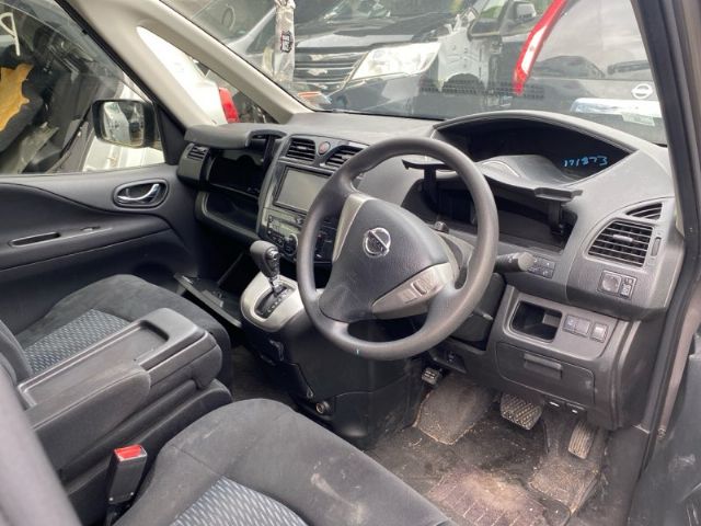 Nissan Serena - Other