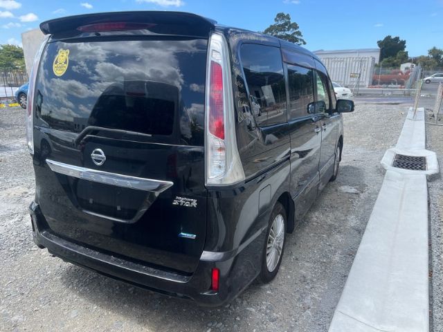 Nissan Serena - Other