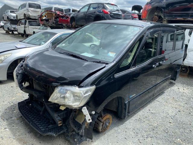 Nissan Serena - Other