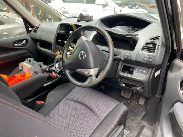 Nissan Serena - Other