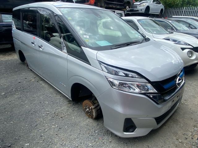 Nissan Serena - Other
