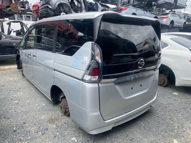 Nissan Serena - Other
