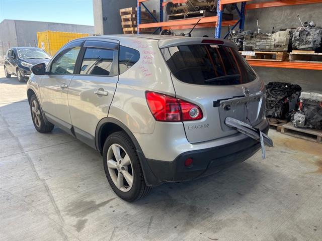 Nissan Lafesta - B30 2005-2010