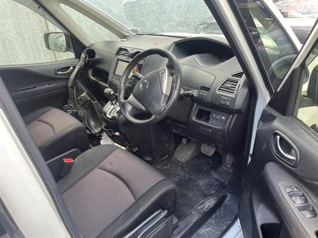 Nissan Serena - Other