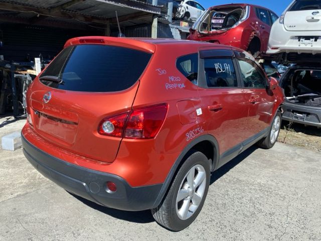 Nissan Lafesta - B30 2005-2010