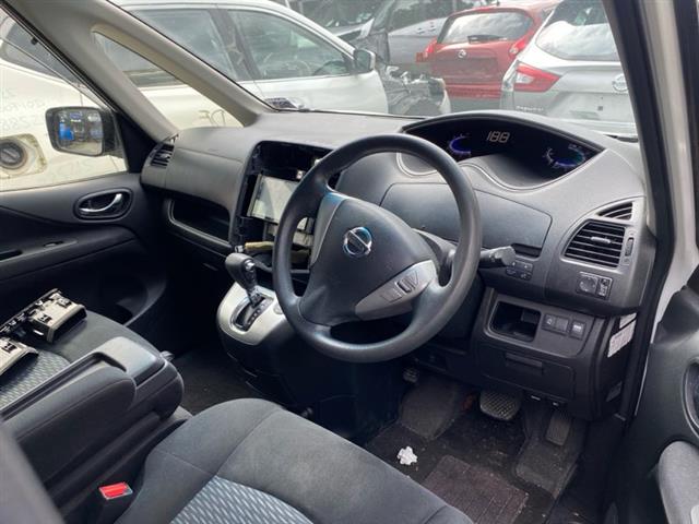 Nissan Serena - Other