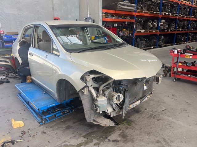 Nissan Tiida - C11 2004-2012