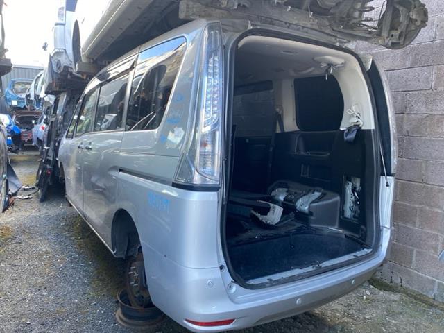 Nissan Serena - Other
