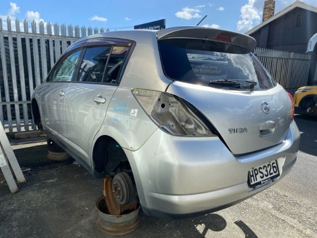 Nissan Tiida - C11 2004-2012