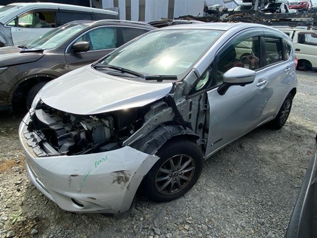 Nissan Note - E11 2004-2009