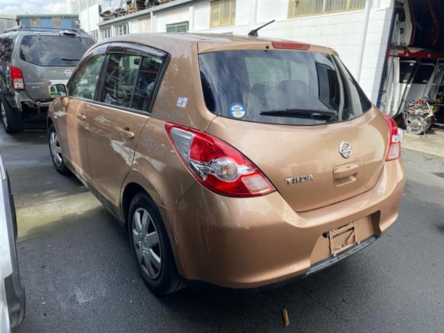 Nissan Tiida - C11 2004-2012