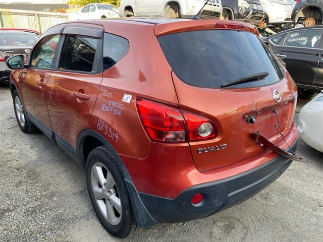 Nissan Lafesta - B30 2005-2010