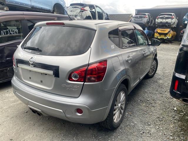 Nissan Lafesta - B30 2005-2010