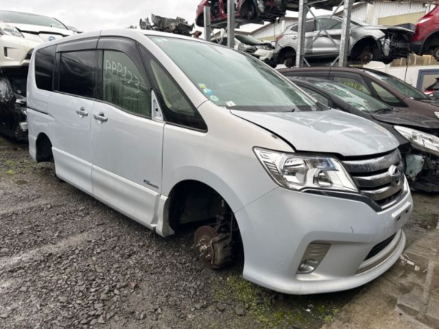 Nissan Serena - Other