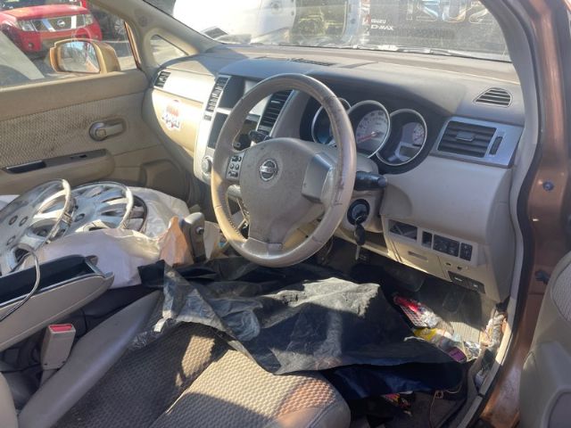 Nissan Tiida - C11 2004-2012