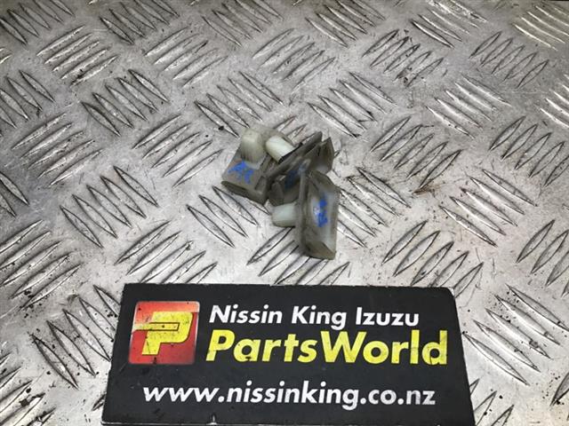 Rr Bumper Retainer