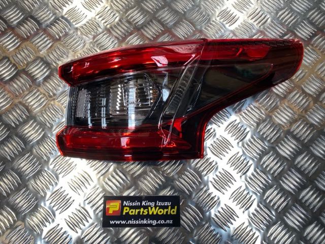 R Tail Light