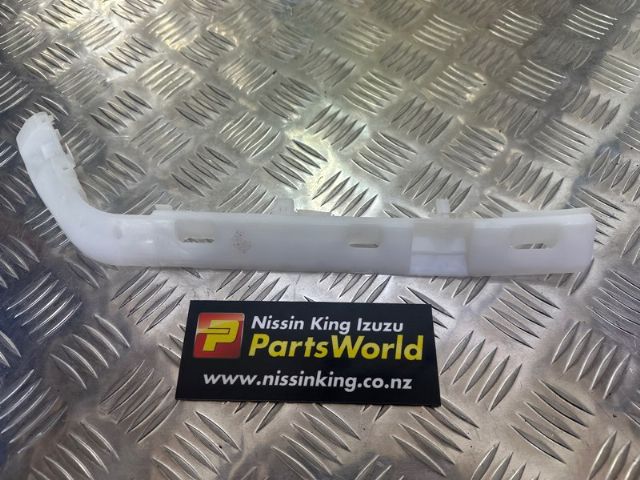 Rr Bumper Retainer
