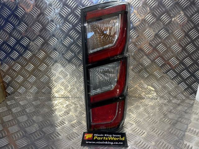 R Tail Light (led)