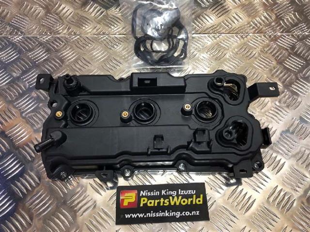 Engine Rocker Cover Rh