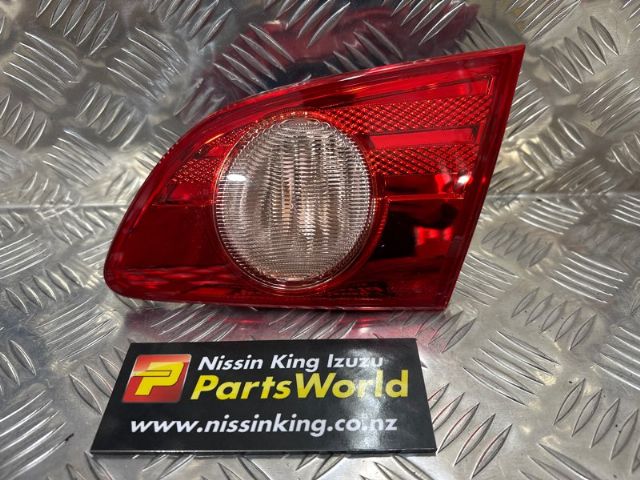 R Boot Lid Garnish