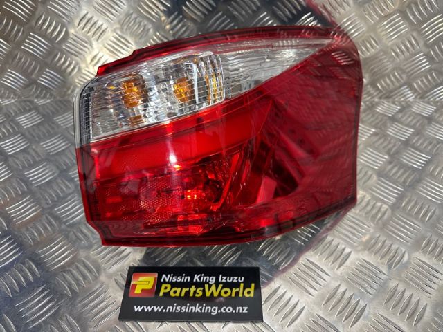 R Tail Light